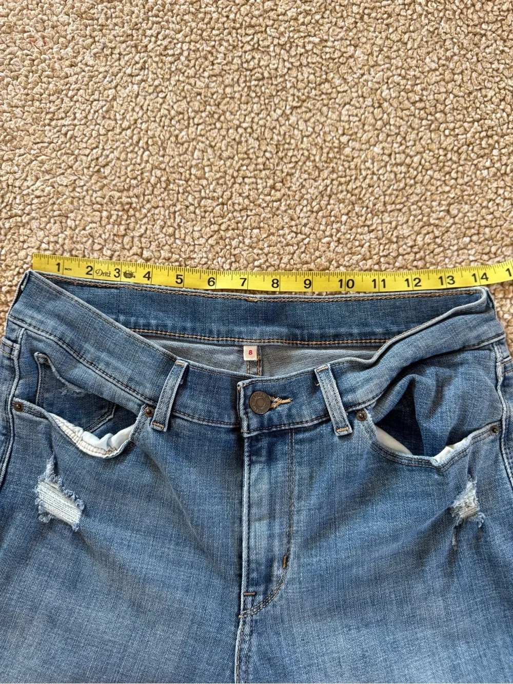 Levi’s Women’s Distressed Skinny Jeans Size 8 Medium Wash Stretch Denim